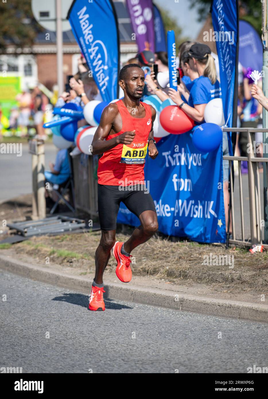 Elite-Läufer Bashir Abdi wurde Zweiter beim Great North Run 2023 Stockfoto