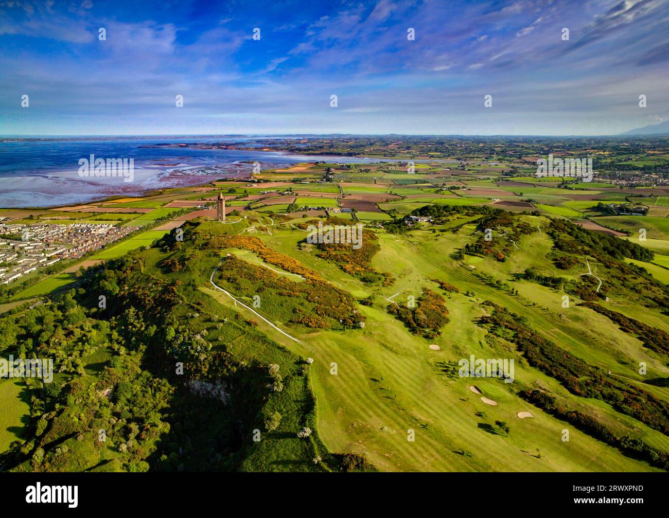 Scrabo Tower and Golf Club, Newtownards, Strangford Lough, Comber County Down, Nordirland Stockfoto