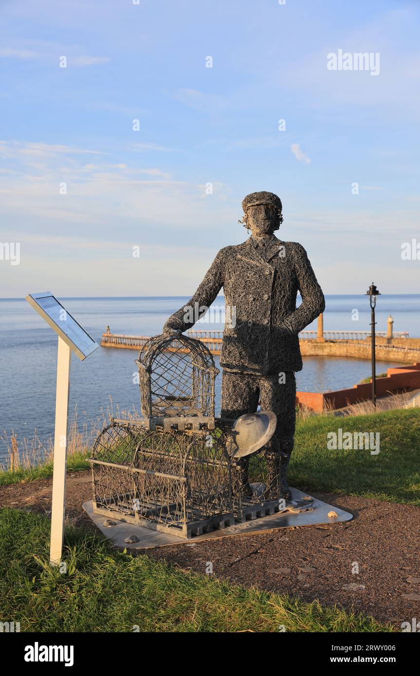 Spazieren Sie mit der Serie Heritage von Skulpturen rund um Whitby von der lokalen Künstlerin Emma Stothard in North Yorkshire, Großbritannien Stockfoto