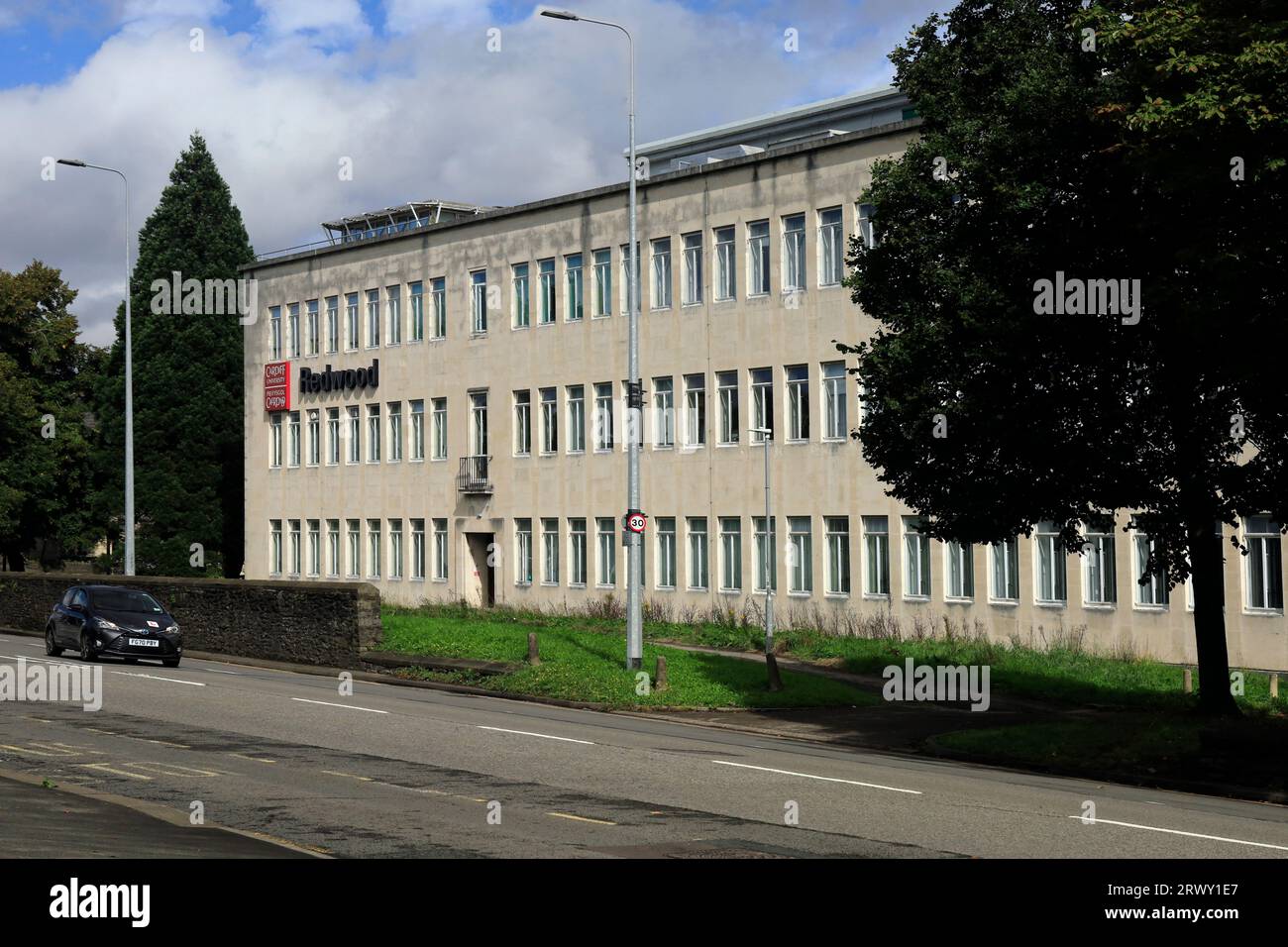 Rückansicht des Redwood Building, (Blick von der North Road) Cardiff. September 2023 Stockfoto