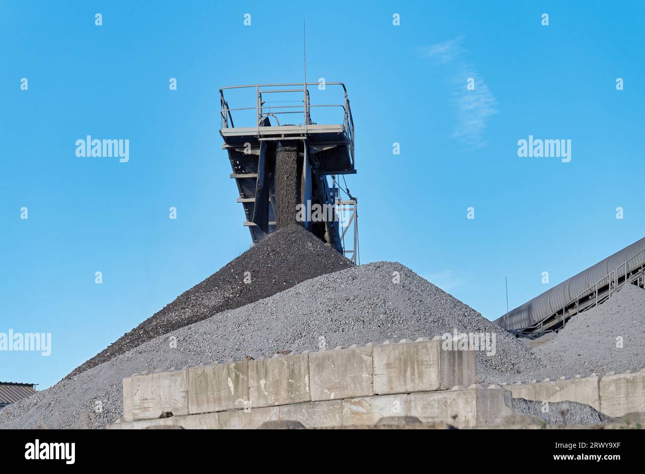 Industrieanlage zur Verarbeitung von Asche aus der Abfallverbrennung in erftstadt bei köln Stockfoto