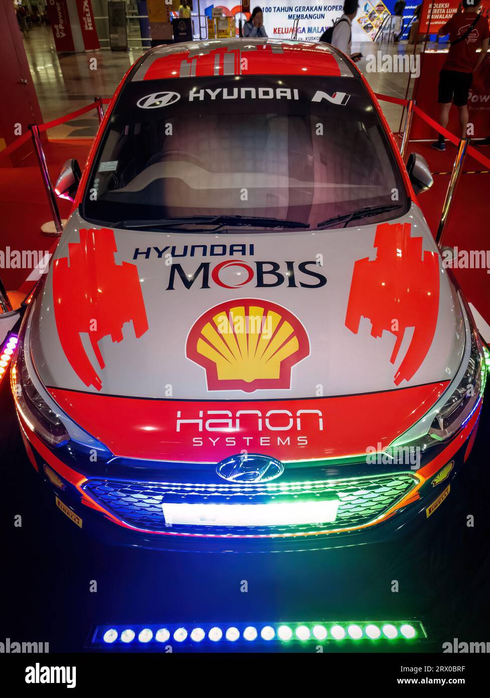 Eine Shell Motorsport Remote Car Collection Roadshow mit Hyundai Car in Kuala Lumpur, Malaysia Stockfoto