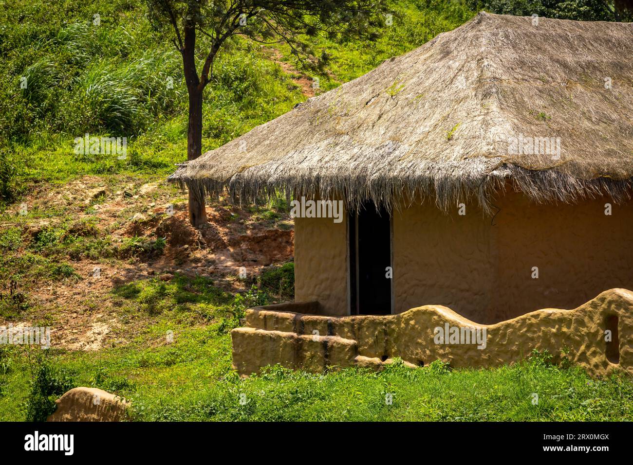 EN Ooru ist ein Stammeserbe-Dorf in Lakkidi, Wayanad. Dies ist das erste Stammeserbe-Dorf, das in Kerala eröffnet wurde. Stockfoto