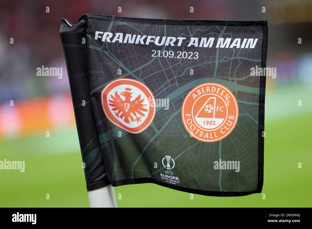 Frankfurt, Deutschland. September 2023. 21.09.2023 UEFA Conference League Group G Eintracht Frankfurt - FC Aberdeen v.l., Eckfahne, Eintracht gegen FC Aberdeen Credit: dpa/Alamy Live News Stockfoto