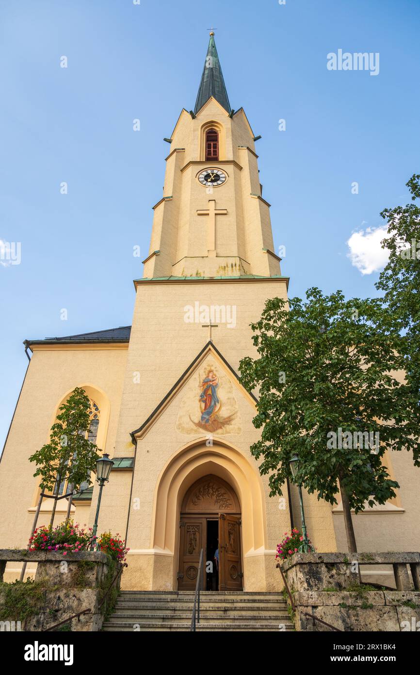 Die Stadt Partenkirchen in Bayern im Sommer Stockfoto