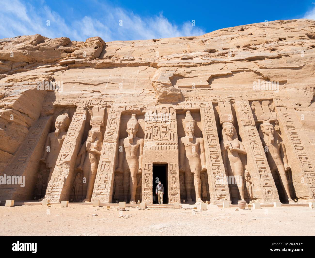 Der Tempel von Hathor und Nefertari (der kleine Tempel von Abu Simbel), UNESCO-Weltkulturerbe, Abu Simbel, Ägypten, Nordafrika, Afrika Stockfoto