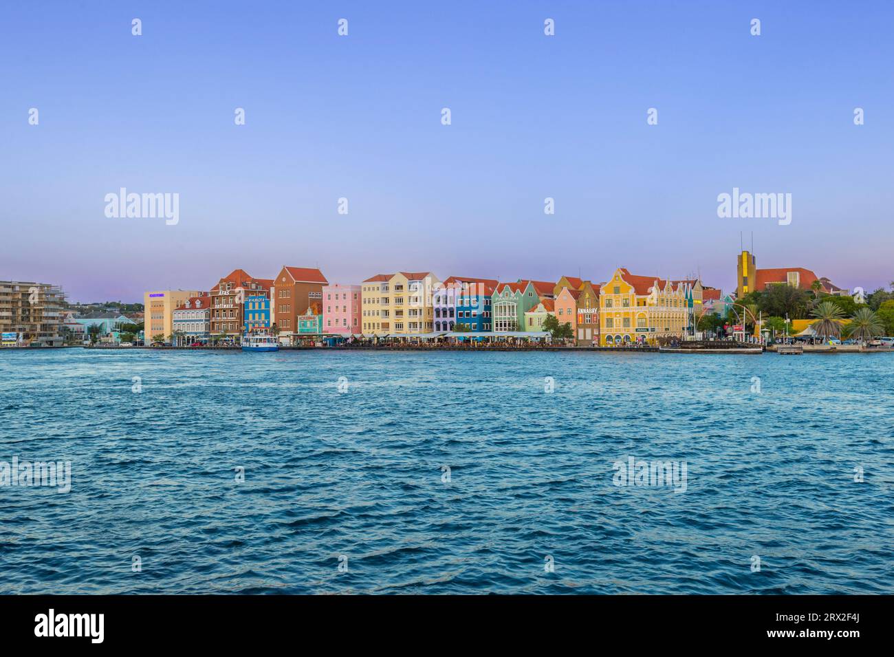 Bunte Waterfront Willemstad Curacao, Niederländische Antillen Stockfoto