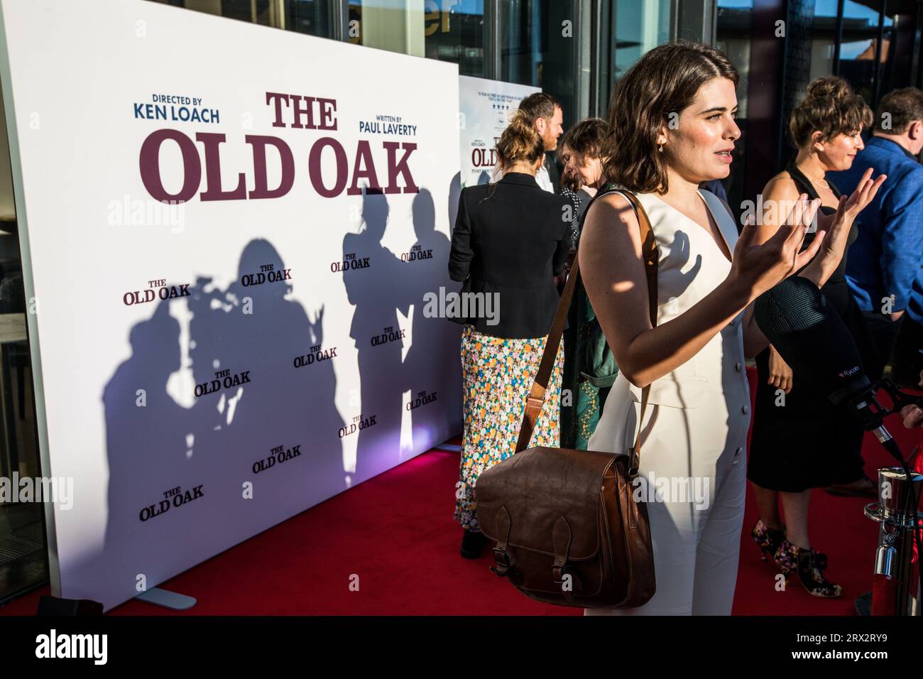 Hauptdarstellerin Ebla Mari beim Premier of the Ken Loach Film „The Old Oak“ im Gala Theatre in Durham City, Großbritannien. 21/9/2023. Foto: Stuart Boulton Stockfoto