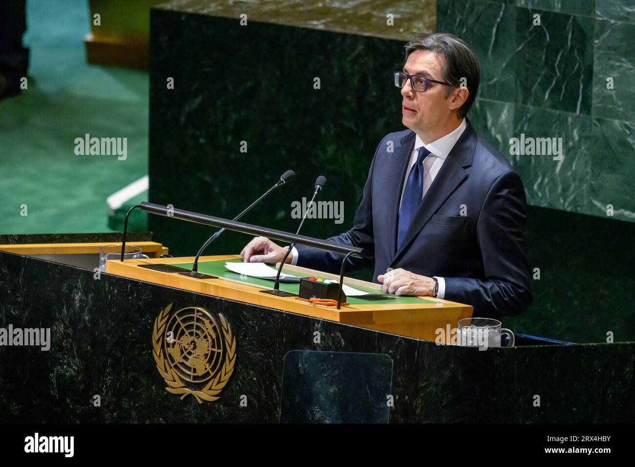 New York, USA. September 2023. Stevo Pendarovski, Präsident der Republik Nordmazedonien, spricht vor der 78. Generalversammlung der Vereinten Nationen im Hauptquartier der Vereinten Nationen. Quelle: Enrique Shore/Alamy Live News Stockfoto