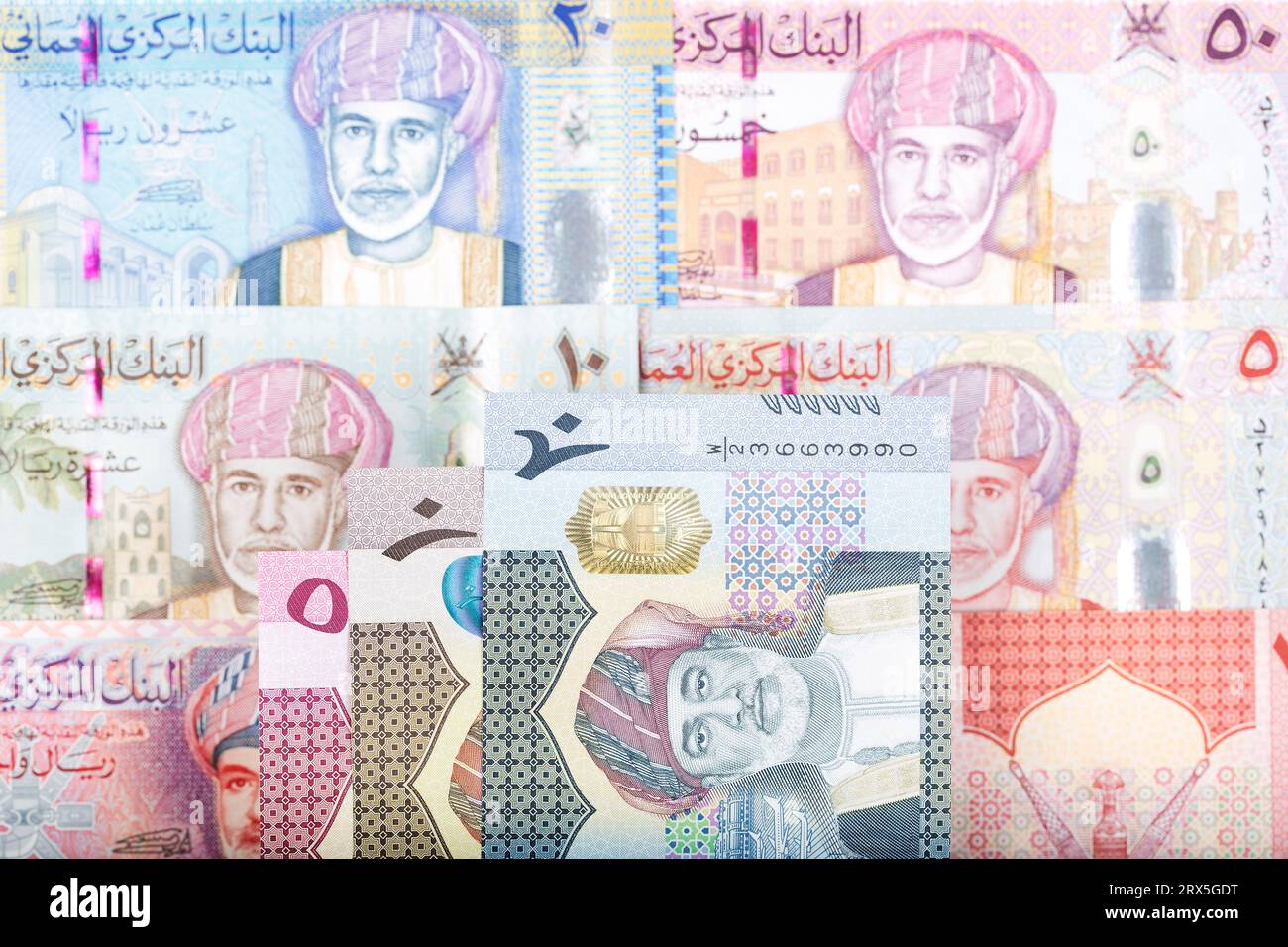 Omani Money – ein geschäftlicher Hintergrund Stockfoto