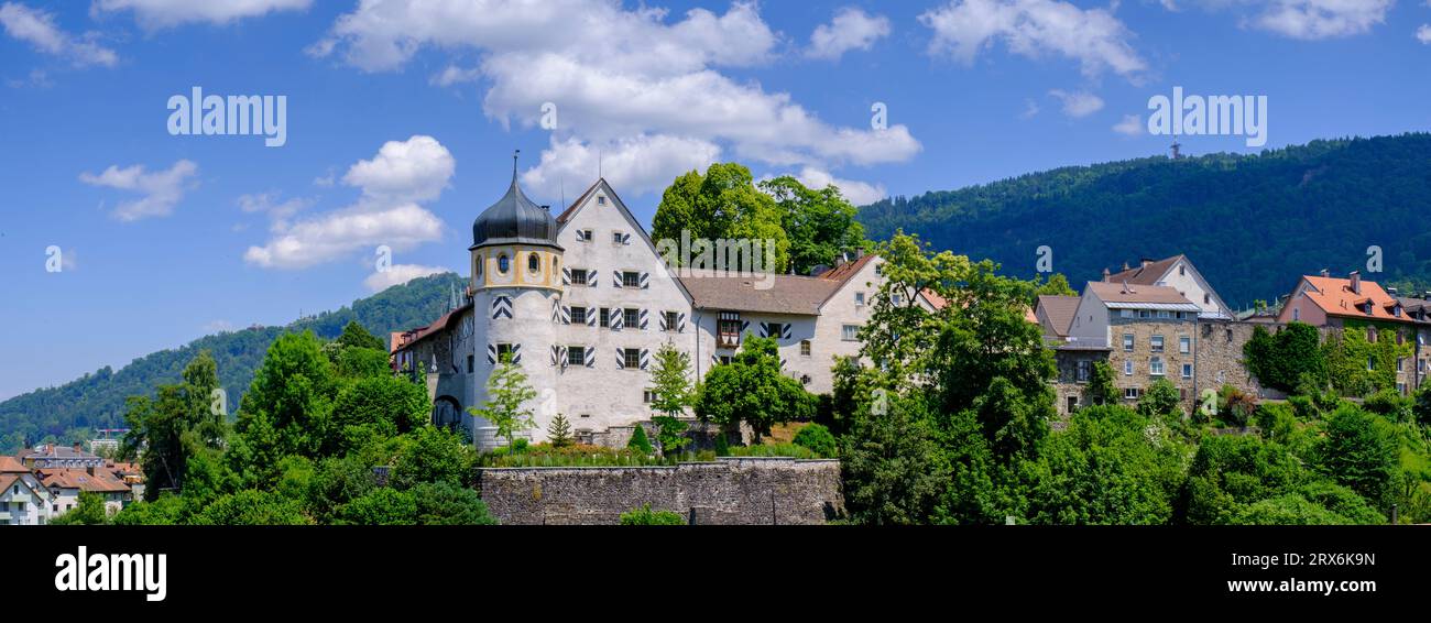 Österreich, Vorarlberg, Bregenz, Panoramablick auf das Deuringschlossle im Sommer Stockfoto