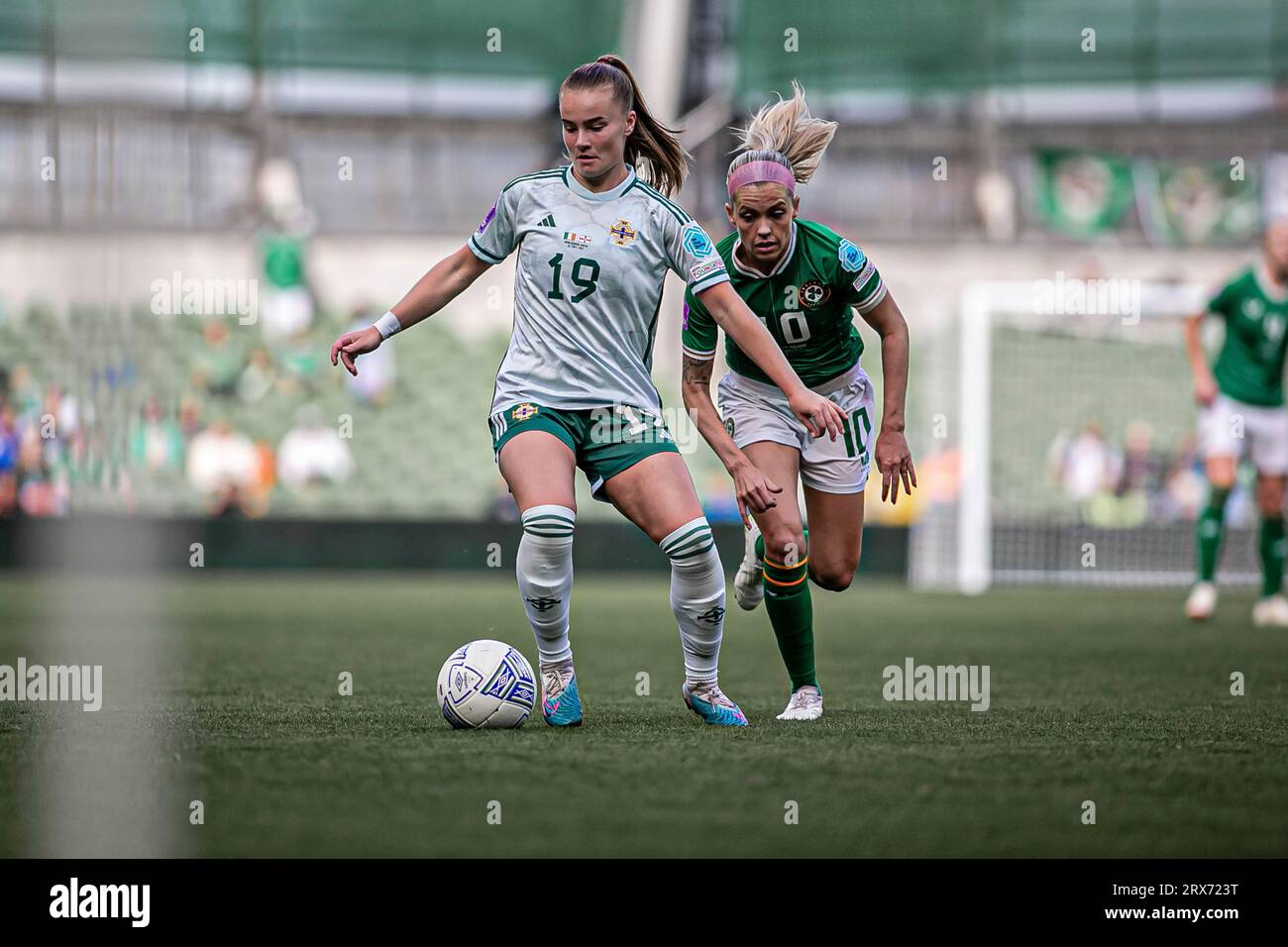 Dublin, Republik Irland. September 2023. Dublin, Irland, 23. September: Emily Wilson (#19 N Irland) während des Spiels der UEFA Women's Nations League zwischen der Republik Irland und Nordirland im Aviva Stadium am 23. September 2023 in Dublin, Irland. (Danilo Fernandes/SPP) Credit: SPP Sport Press Photo. Alamy Live News Stockfoto