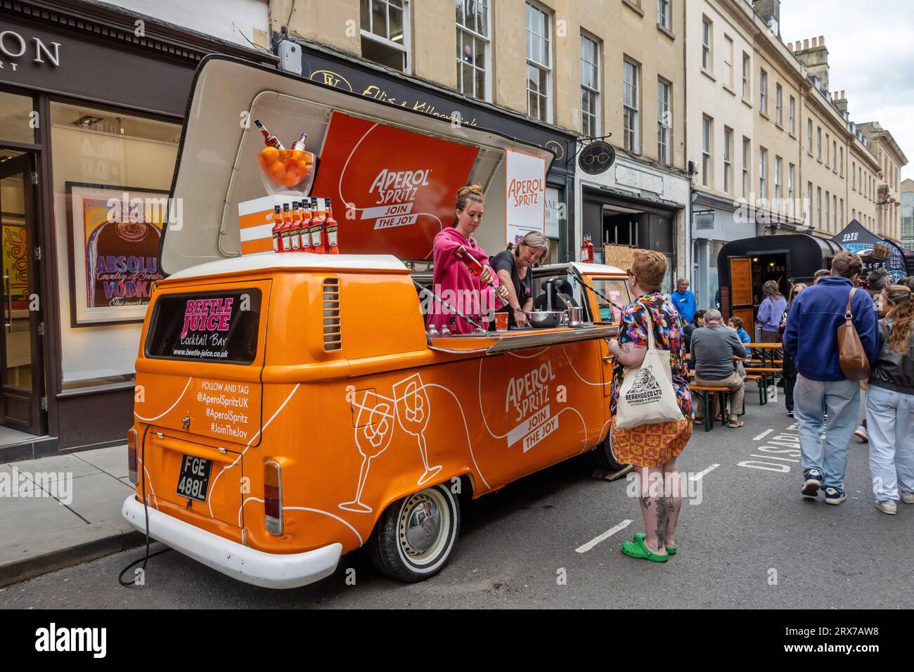 Das Große Badefest 2023. Ein Festival, das großartige Speisen und Getränke feiert, City of Bath, Somerset, England, Großbritannien Stockfoto