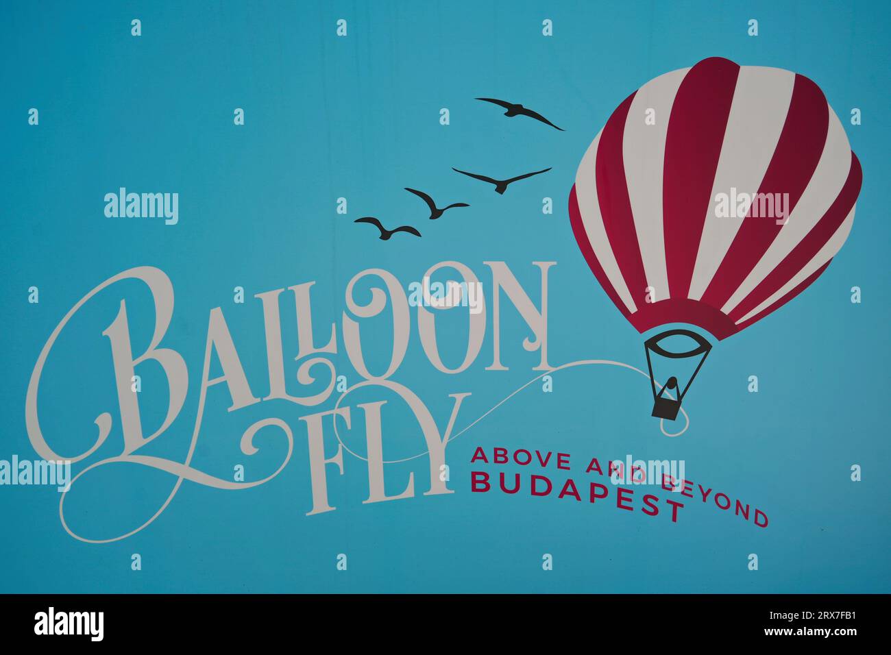 Budapest, Ungarn - 21. August 2023. Neue touristische Attraktion in Budapest Ungarn. Das Luftballon befindet sich im Stadtpark von Budapest. Stockfoto