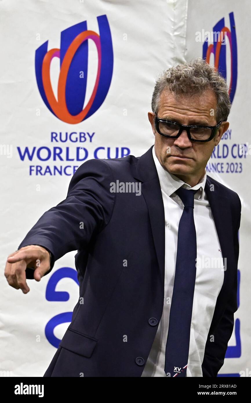 Marseille, Frankreich. September 2023. Julien Mattia/Le Pictorium - Frankreich-Namibia Rugby-WM-Spiel - 22/09/2023 - Frankreich/Bouches-du-Rhone/Marseille - Fabien Galthie während des Rugby-WM-Spiels 2023 zwischen Frankreich und Namibia im Stade Velodrome in Marseille, am 21. September 2023. Quelle: LE PICTORIUM/Alamy Live News Stockfoto