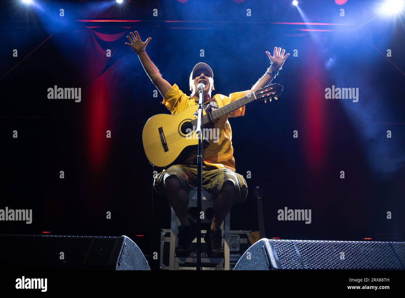 Bergamo, Italien. September 2023. NXT Station, Bergamo, Italien, 23. September 2023, Manu Chao während Manu Chao - Manu Chao Acustico - Musikkonzert Credit: Live Media Publishing Group/Alamy Live News Stockfoto