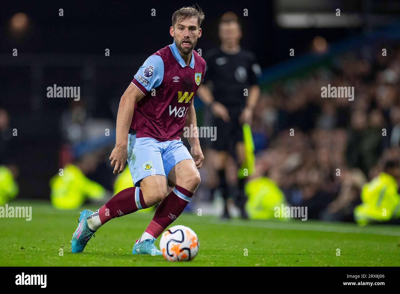 Burnley, Großbritannien. Samstag, 23. September 2023.Charlie Taylor #3 von Burnley F.C. während des Premier League-Spiels zwischen Burnley und Manchester United im Turf Moor, Burnley am Samstag, 23. September 2023. (Foto: Mike Morese | MI News) Credit: MI News & Sport /Alamy Live News Stockfoto