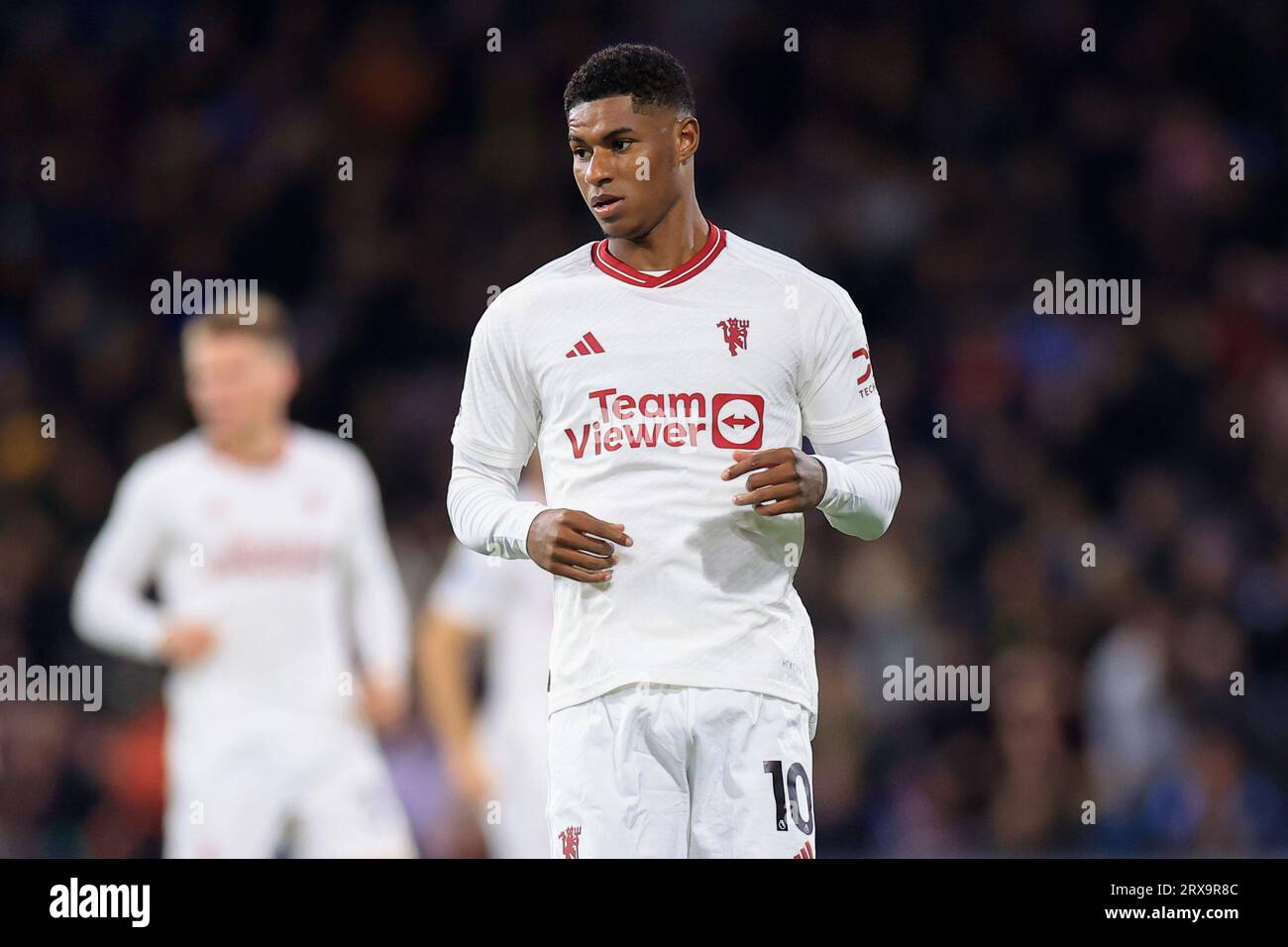 Marcus Rashford #10 von Manchester United beim Premier League-Spiel Burnley gegen Manchester United im Turf Moor, Burnley, Großbritannien, 23. September 2023 (Foto: Conor Molloy/News Images) Stockfoto