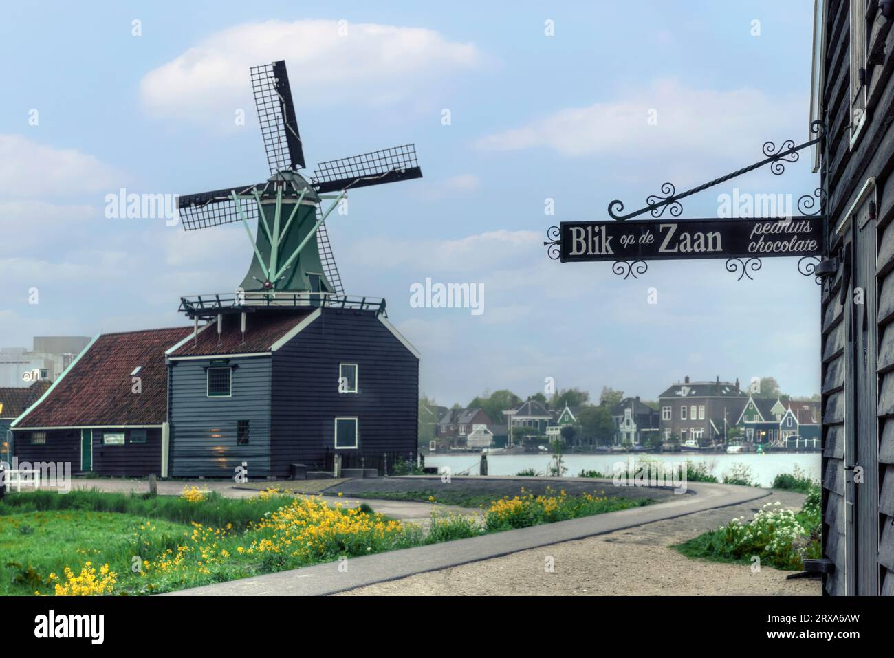 Traditionelles holländisches Dorf Zaanse Schans in Nordholland, Niederlande Stockfoto