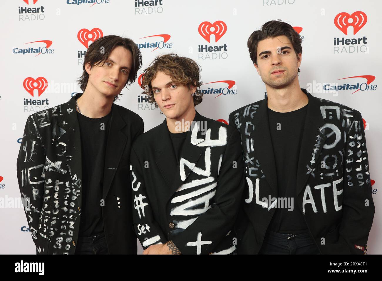 Las Vegas, Usa. September 2023. (L-R) Brandon Walters, Jackson Simmons und Troy Bruner von Little Image treffen am Samstag, den 23. September 2023, zum iHeartRadio Music Festival in der T-Mobile Arena in Las Vegas, Nevada, ein. Foto von James Atoa/UPI Credit: UPI/Alamy Live News Stockfoto
