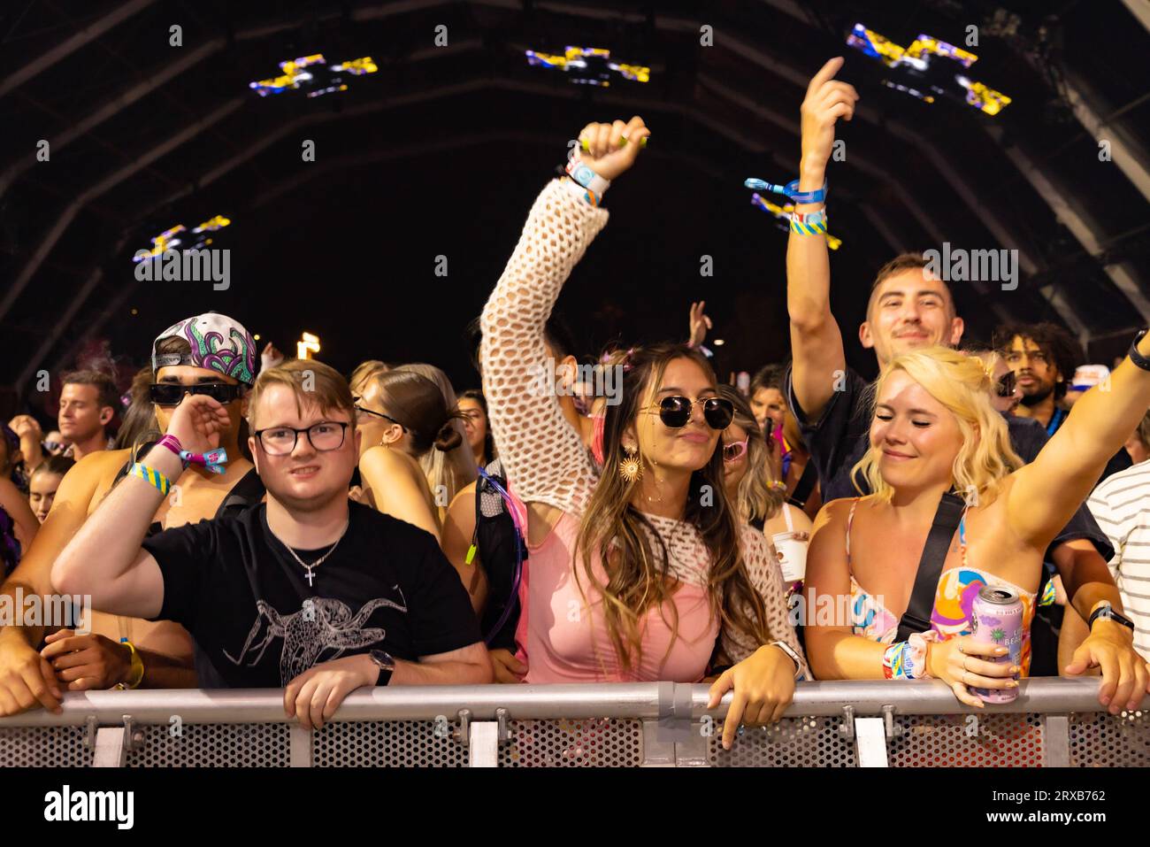 Las Vegas, NV, USA. September 2023. ***HOUSE COVERAGE*** Festival Attendees Pictured at Day 2 of Life Is Beautiful Festival in Las vegas, NV, am 23. September 2023. Kredit: Gdp Photos/Media Punch/Alamy Live News Stockfoto