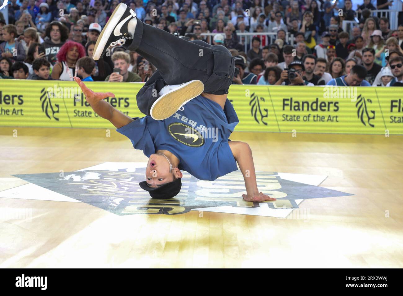 Leuven, Belgien. September 2023. Der japanische B-Boy Shigekix, auch bekannt als Shigeyuki Nakarai, tritt am Sonntag, den 24. September 2023, in der Endphase der Break World Championships in Löwen auf. BELGA PHOTO NICOLAS MAETERLINCK Credit: Belga News Agency/Alamy Live News Stockfoto