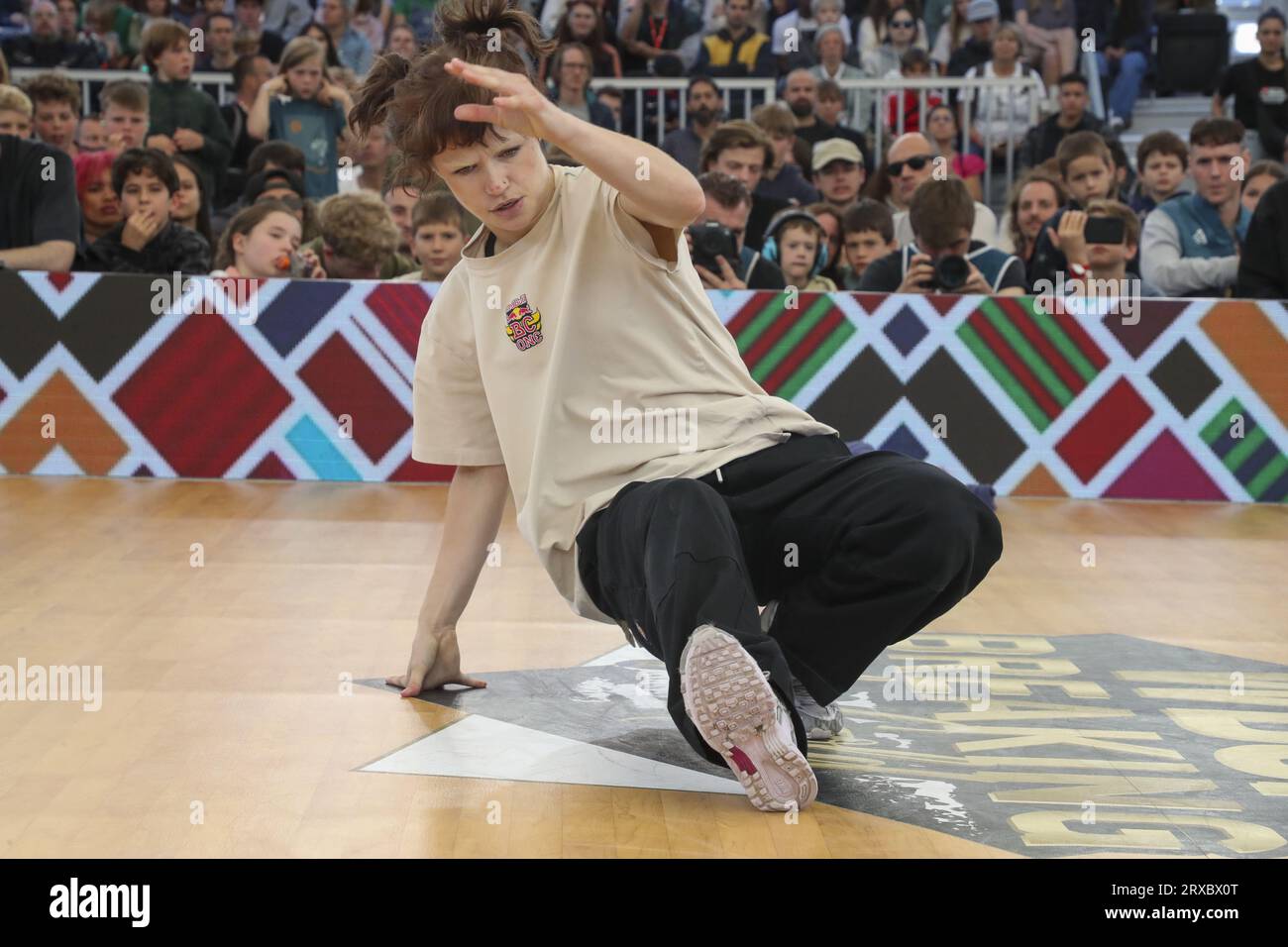 Leuven, Belgien. September 2023. Das belgische B-Girl Madmax aka Maxime Blieck tritt am Sonntag, den 24. September 2023, in der Endphase der Break World Championships in Leuven auf. BELGA PHOTO NICOLAS MAETERLINCK Credit: Belga News Agency/Alamy Live News Stockfoto
