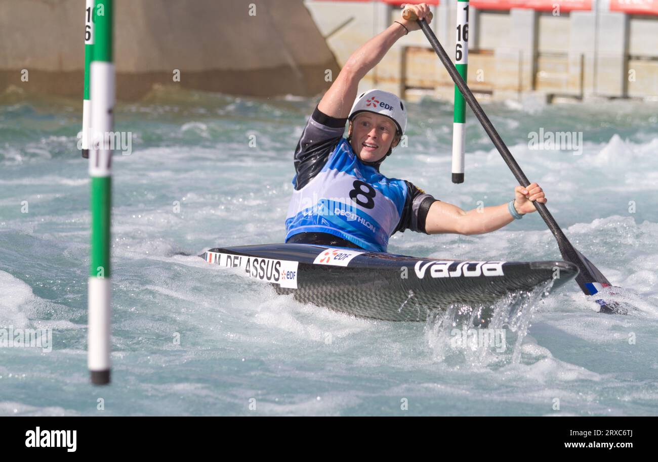 Marjorie Delassus nimmt an der C1 der Frauen bei den ICF Canoe Slalom World Championships Teil, die im Lee Valley White Water Centre ausgetragen werden. Stockfoto