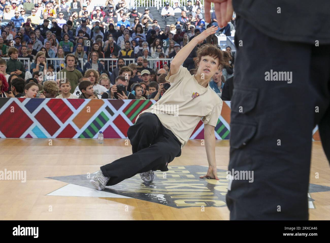 Leuven, Belgien. September 2023. Das belgische B-Girl Madmax aka Maxime Blieck tritt am Sonntag, den 24. September 2023, in der Endphase der Break World Championships in Leuven auf. BELGA PHOTO NICOLAS MAETERLINCK Credit: Belga News Agency/Alamy Live News Stockfoto