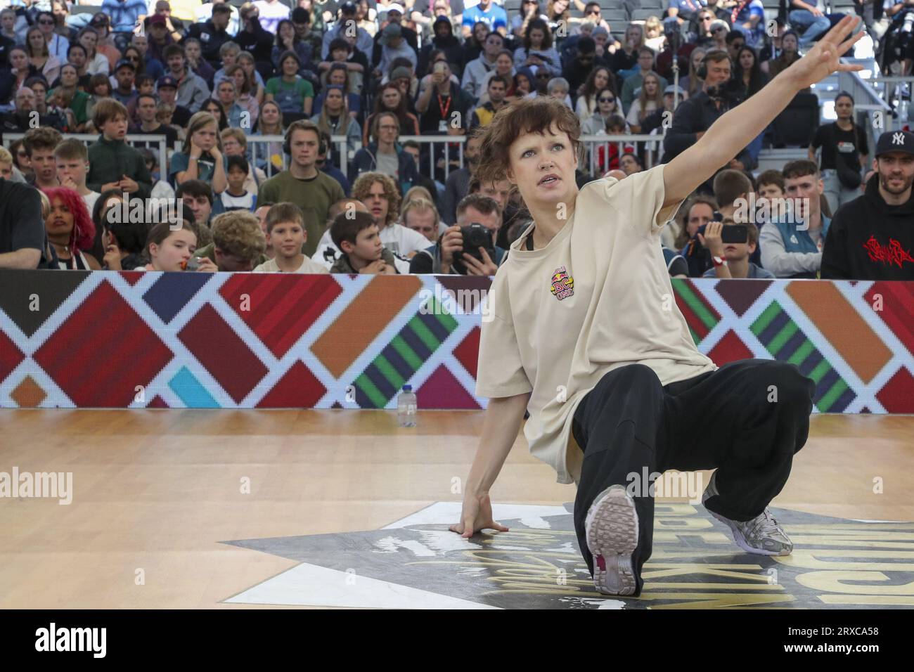 Leuven, Belgien. September 2023. Das belgische B-Girl Madmax aka Maxime Blieck tritt am Sonntag, den 24. September 2023, in der Endphase der Break World Championships in Leuven auf. BELGA PHOTO NICOLAS MAETERLINCK Credit: Belga News Agency/Alamy Live News Stockfoto