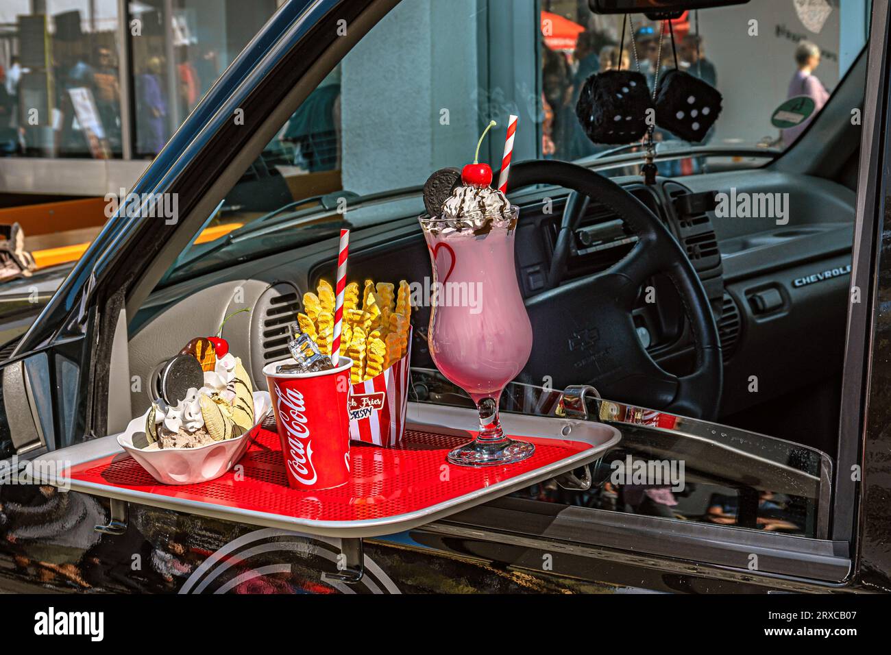 BADEN-WÜRTTEMBERG : US CAR MEETING LAUPHEIM - FAST FOOD Stockfoto