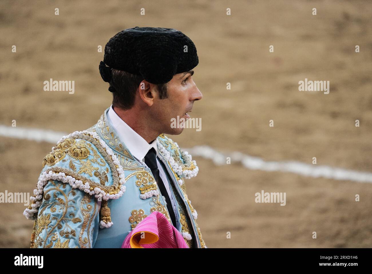 Madrid, Spanien. September 2023 25. Der Stierkämpfer Serafín Marín während des Stierkampfes von Corrida de Toros auf der Plaza de las Ventas in Madrid, 24. September 2023 Spanien (Foto: Oscar Gonzalez/SIPA USA) (Foto: Oscar Gonzalez/SIPA USA) Kredit: SIPA USA/Alamy Live News Stockfoto