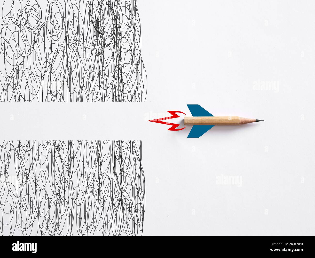 Führung und Problemlösung. Um die Hindernisse zu überwinden. Um eine Lösung zu finden und die Komplexität zu beheben. Bleistiftrakete durchbricht die Verwirrung z Stockfoto