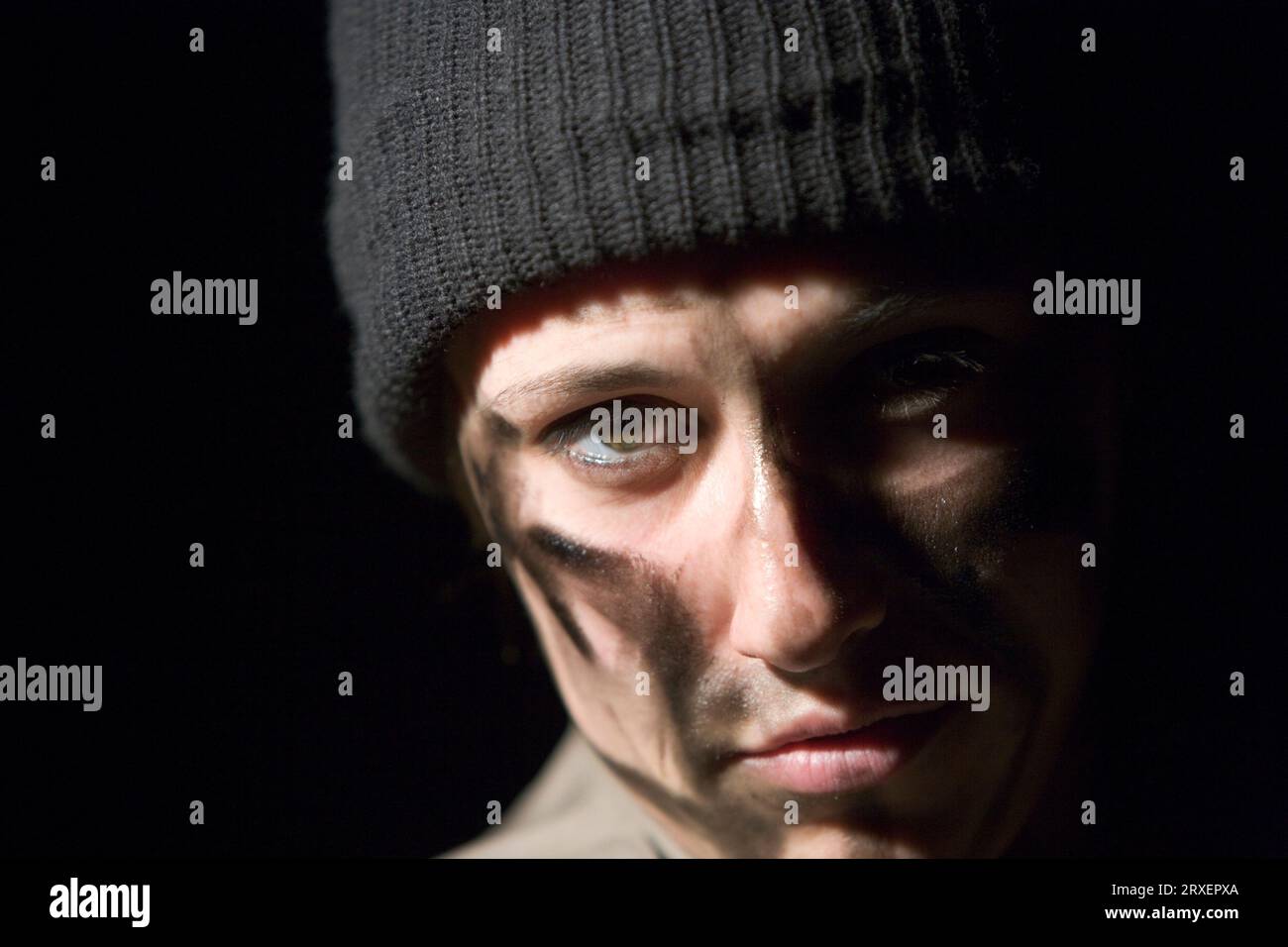 Nahaufnahme eines jungen Soldaten. Stockfoto