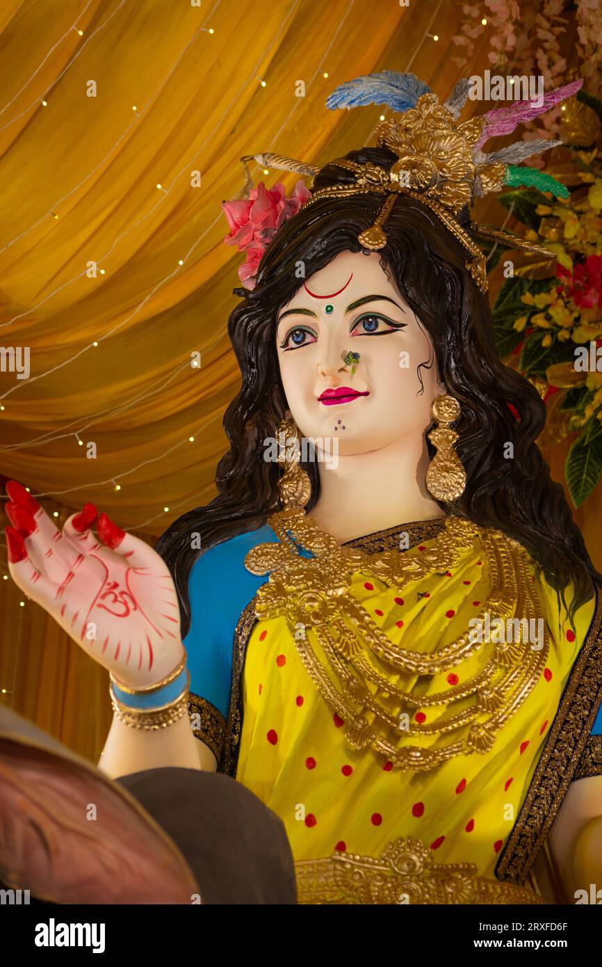 Götterstatue der Göttin maa durga beim Navratri-Festival Stockfoto