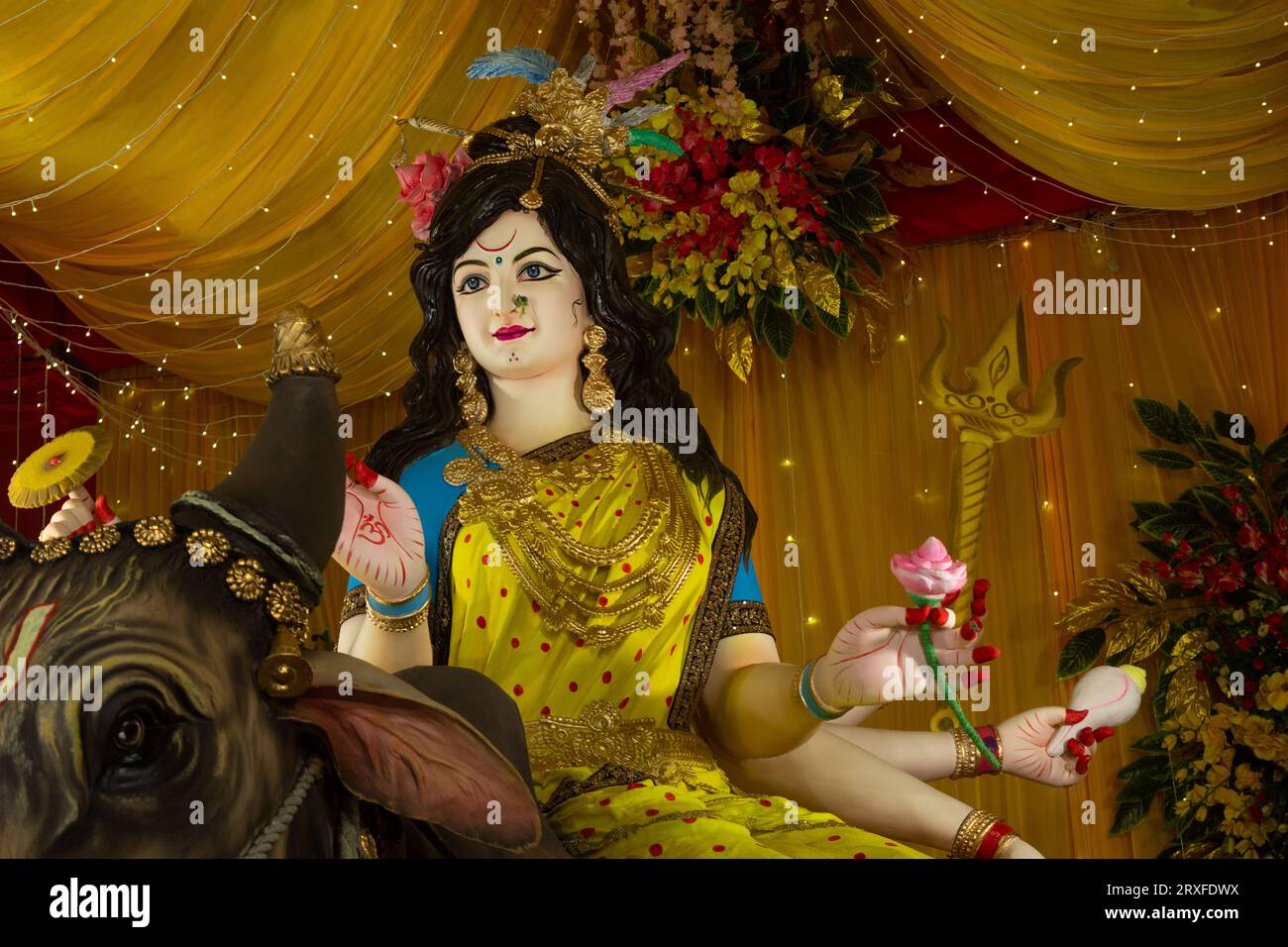 Götterstatue der Göttin maa durga beim Navratri-Festival Stockfoto