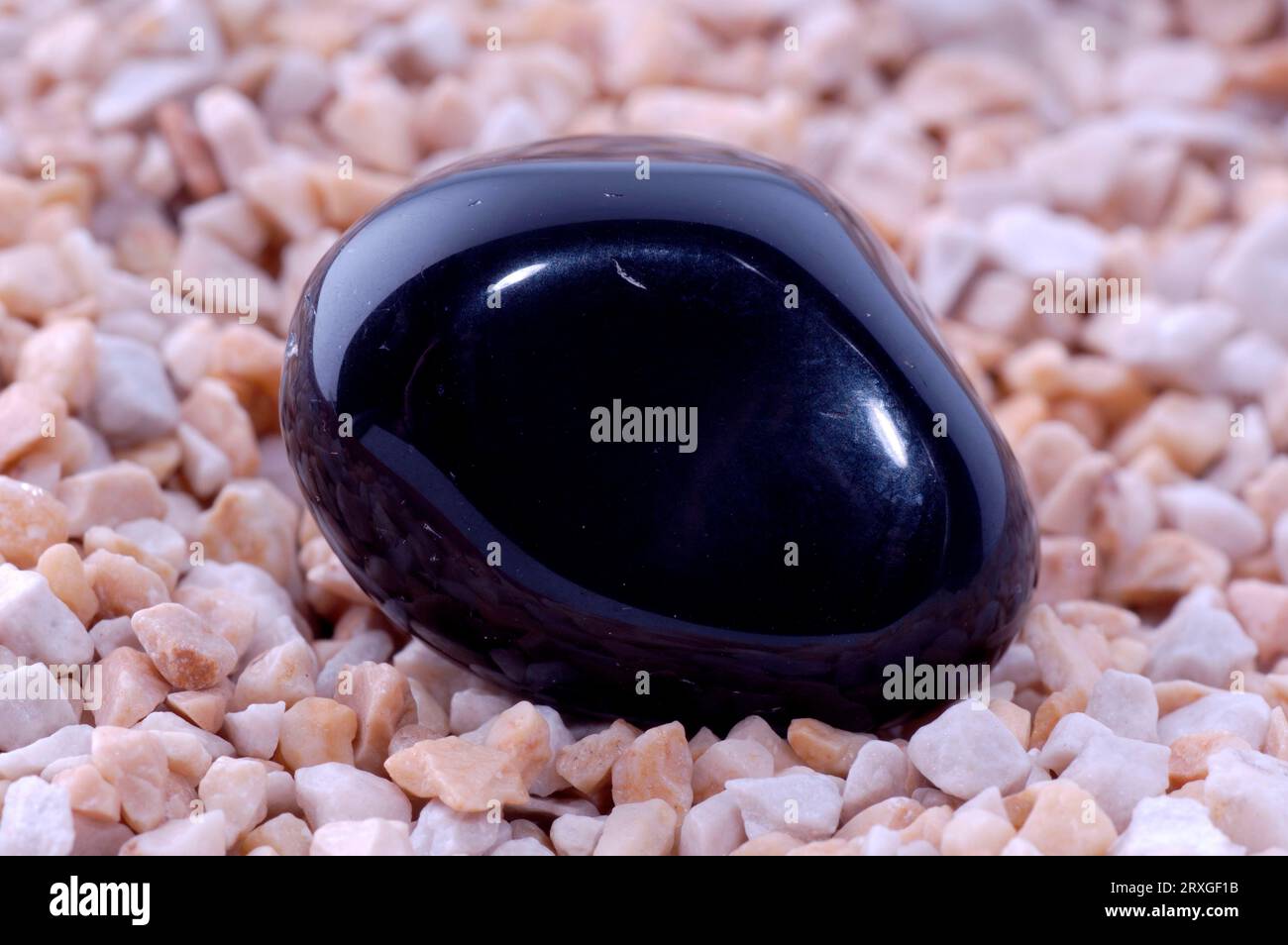 Schwarzer Tourmalin, Edelstein, Esoterik Stockfoto