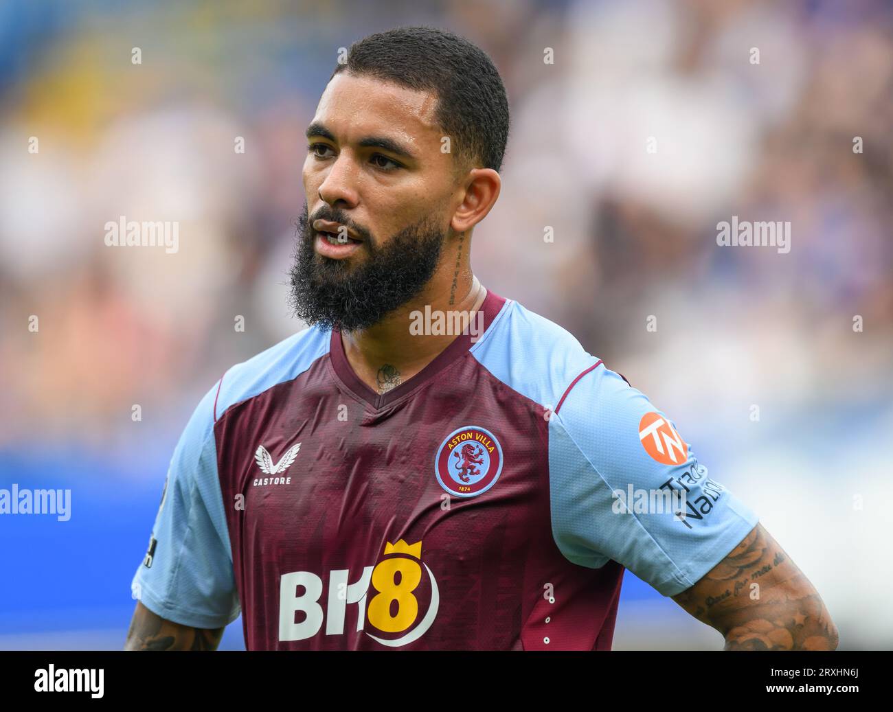 London, Großbritannien. September 2023. 24. September 2023 - Chelsea gegen Aston Villa - Premier League - Stamford Bridge. Douglas Luiz von Aston Villa während des Spiels gegen Chelsea. Picture Credit: Mark Pain/Alamy Live News Stockfoto