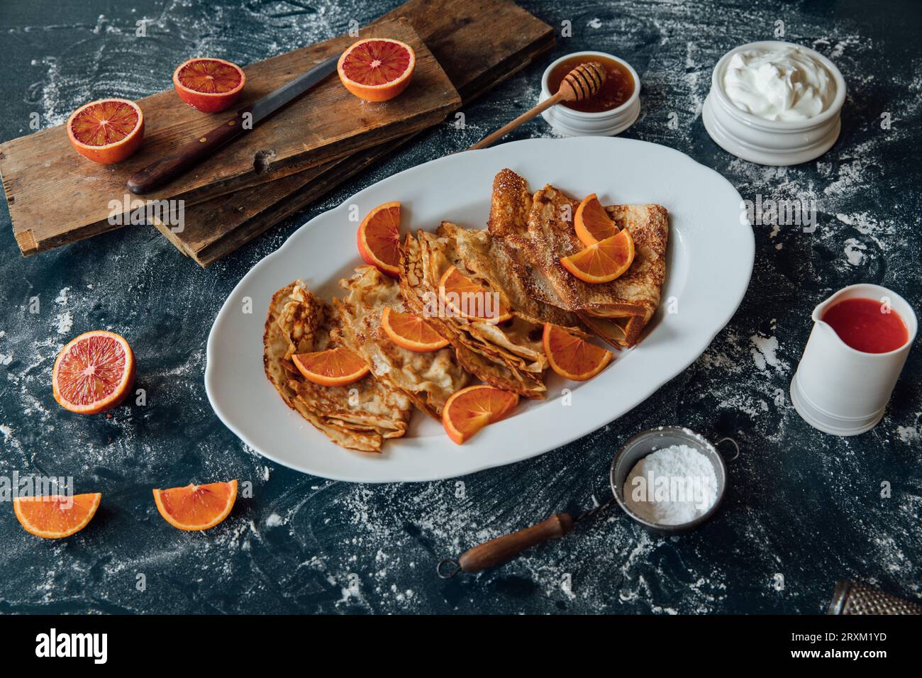 Pfannkuchen mit blutorangen Stockfoto