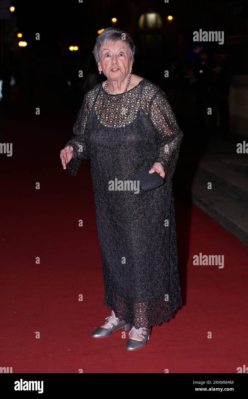 SAN SEBASTIAN, SPANIEN - 22. SEPTEMBER: Maria Galiana, beim Fotocall zur Premiere der Serie Cuentame como paso während des 71. San Sebastian Film Festivals in San Sebastian, Spanien, am Sonntag, 24. September 2023. (Foto von Yurena Paniagua/COOLMedia/NurPhoto) Credit: NurPhoto SRL/Alamy Live News Stockfoto