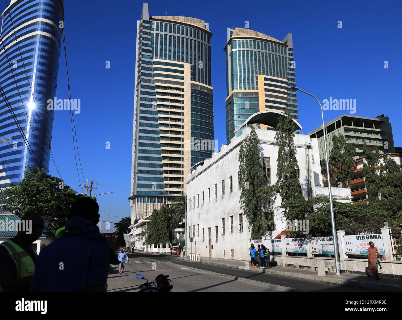Dar Es Salaam. September 2023. Dieses Foto, das am 23. September 2023 aufgenommen wurde, zeigt den Blick auf die Stadt in dar es Salaam, Tansania. Kredit: Dong Jianghui/Xinhua/Alamy Live News Stockfoto