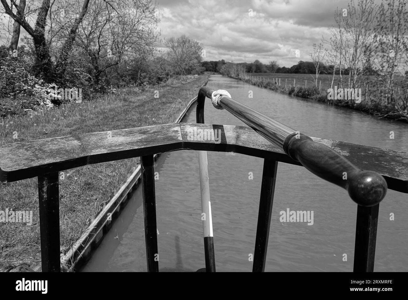 Schmalboot, Rückansicht Stockfoto