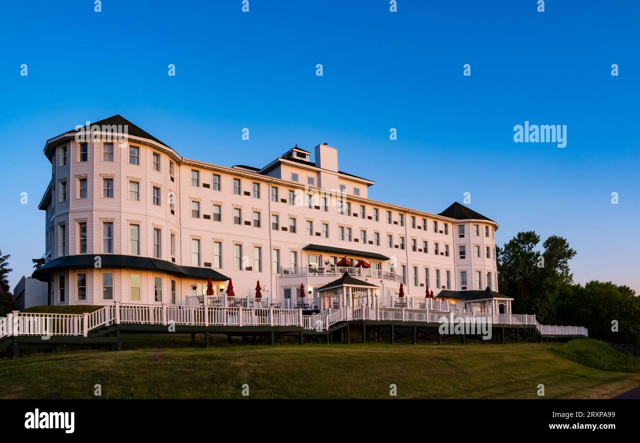 Fassade des Chequamegon Hotels, Ashland, Wisconsin, USA Stockfoto