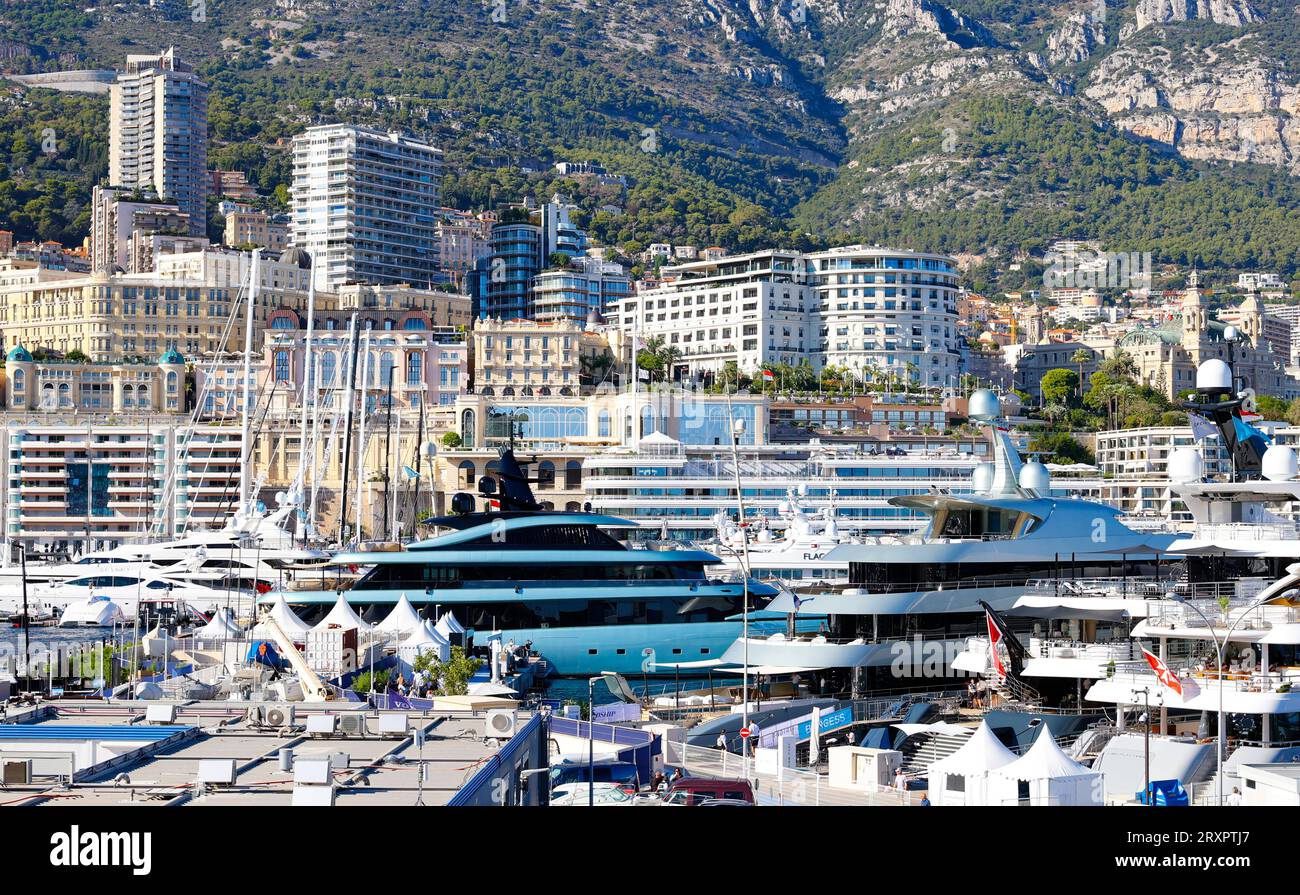 Monte Carlo, Monaco - 27. September 2023: Monaco Yacht Show Atmosphäre mit Yachten. Sea View, Yachten, Mandoga Media Germany Monaco Yacht Show 2023 *** Monte Carlo, Monaco 27. September 2023 Monaco Yacht Show Atmosphäre mit Yachten Sea View, Yachten, Mandoga Media Germany Monaco Yacht Show 2023 Credit: Imago/Alamy Live News Stockfoto