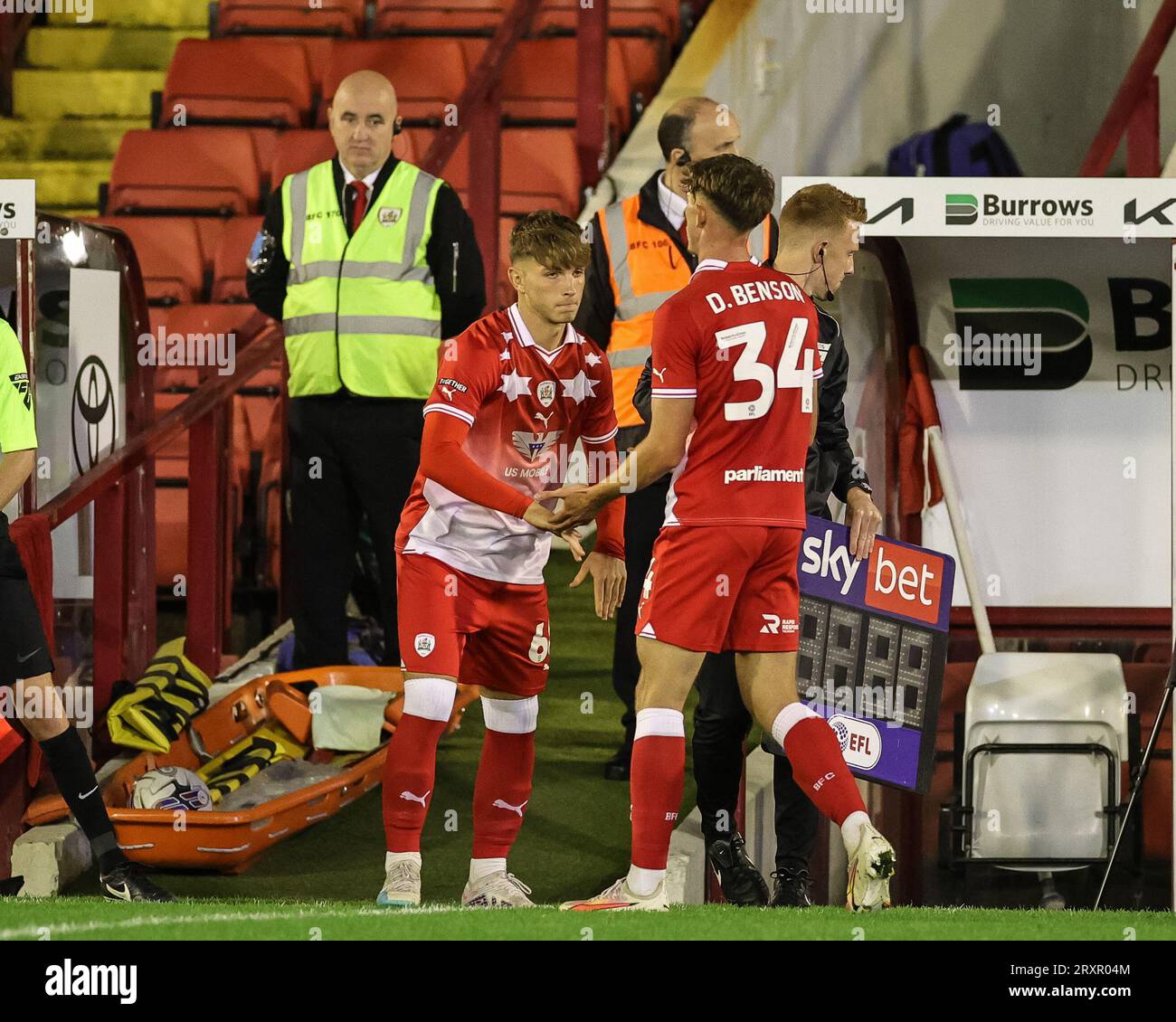 Barnsley, Großbritannien. September 2023 26. Jonathan Bland #68 von Barnsley gibt sein Debüt beim EFL-Trophy-Match Barnsley vs Manchester City U21 in Oakwell, Barnsley, Großbritannien, am 26. September 2023 (Foto: Mark Cosgrove/News Images) in Barnsley, Großbritannien am 26. September 2023. (Foto: Mark Cosgrove/News Images/SIPA USA) Credit: SIPA USA/Alamy Live News Stockfoto