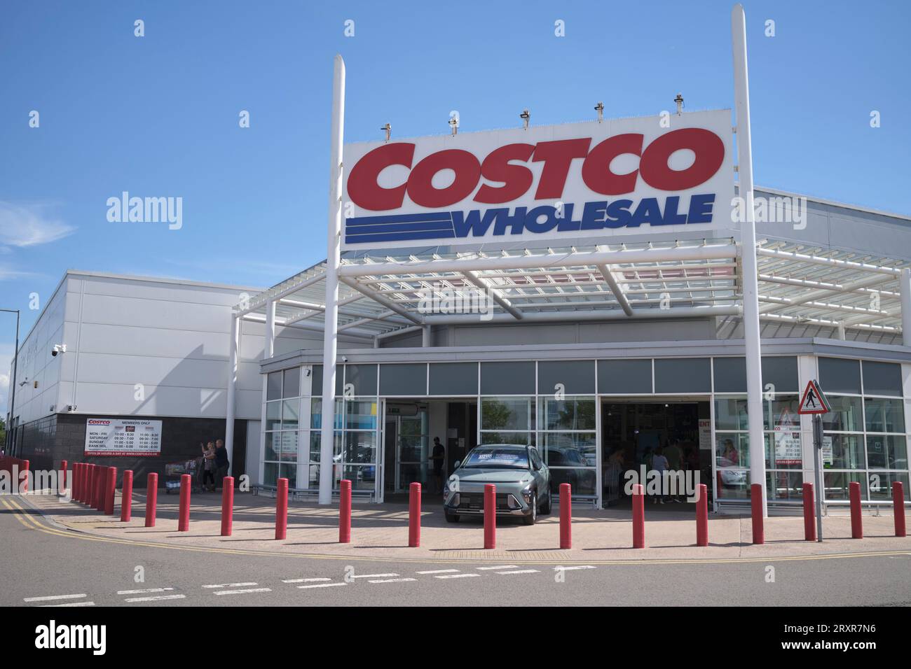 Costco Wholesale Capital Retail Park Cardiff South Wales Vereinigtes Königreich Stockfoto