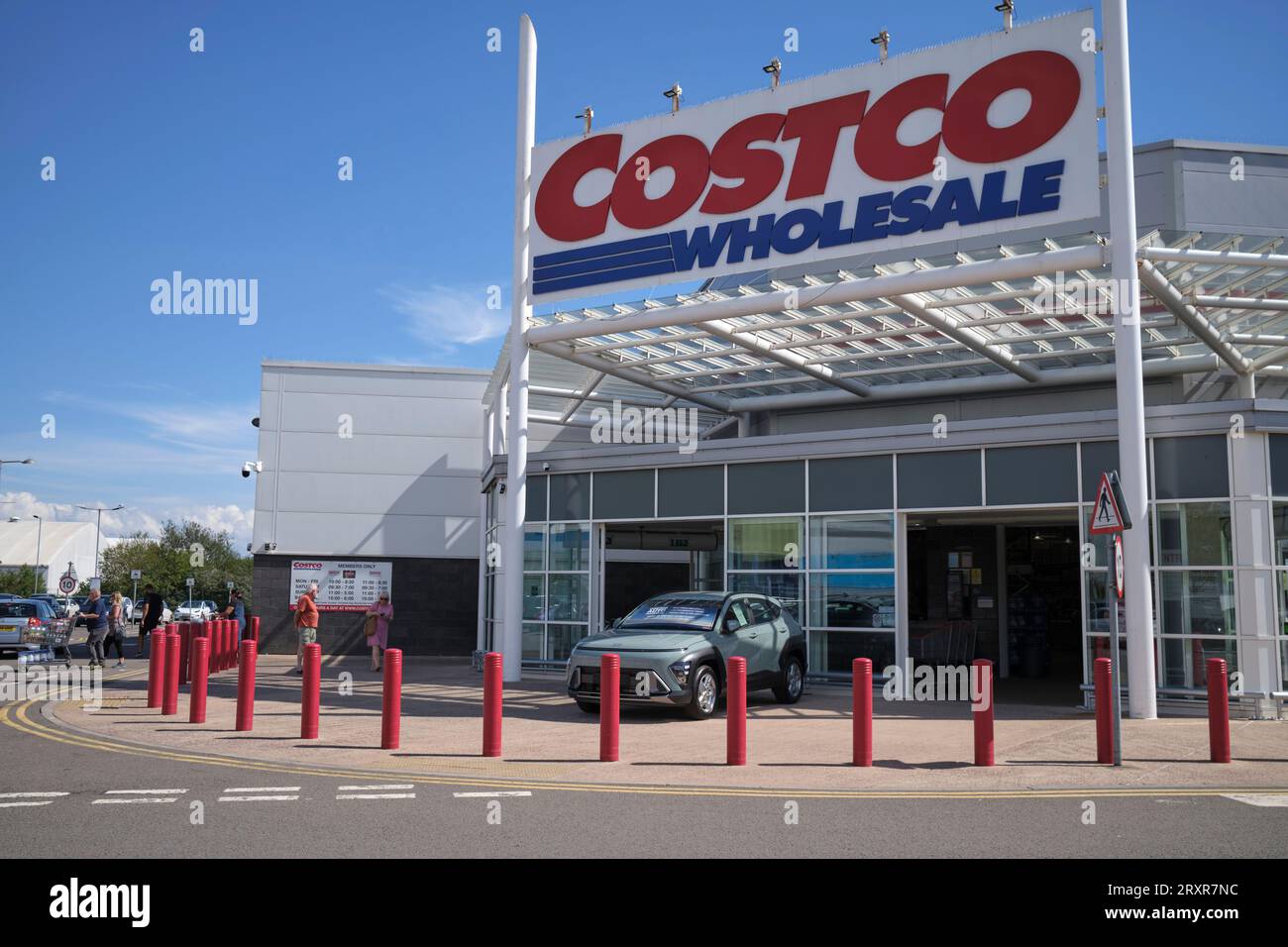 Costco Wholesale Capital Retail Park Cardiff South Wales Vereinigtes Königreich Stockfoto