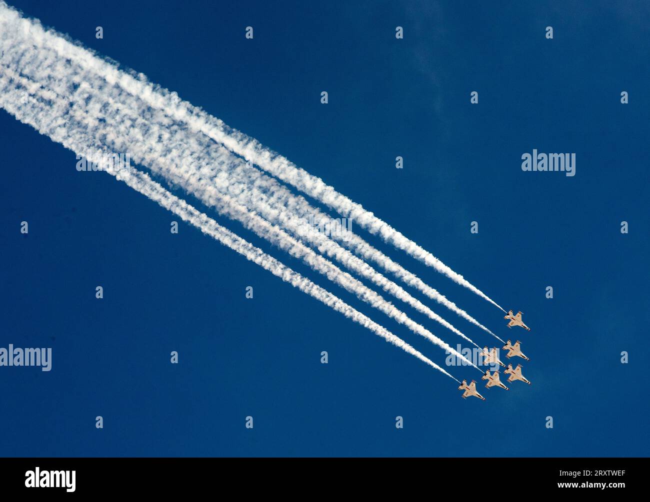 The Thunderbirds, Feier des 75. Jahrestages der Airborne Navy, Nellis Air Force Base, Las Vegas, Nevada, Vereinigte Staaten von Amerika Stockfoto