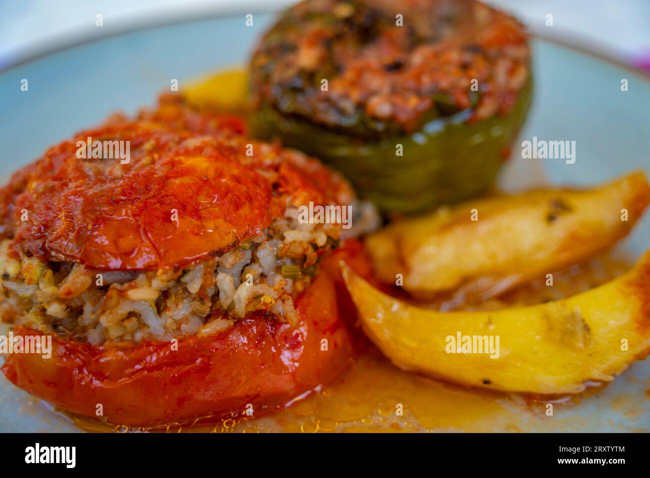 Yemista griechische gefüllte Paprika, Skala, Kefalonia, Ionische Inseln, griechische Inseln, Griechenland, Europa Stockfoto