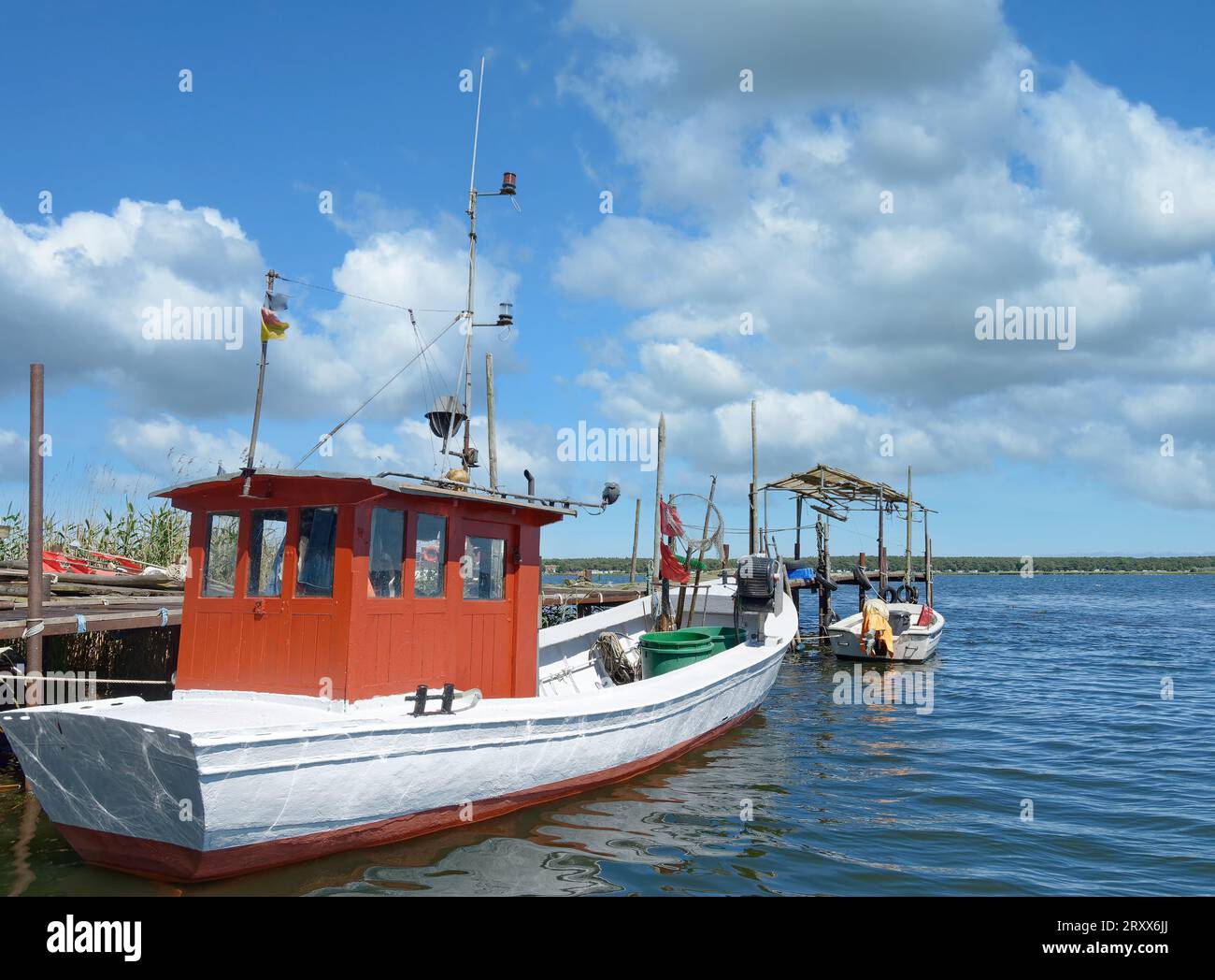 Traditionelle Fischerboote in Klein Zicker, Rügen, ostsee, Mecklenburg-Vorpommern, Deutschland Stockfoto